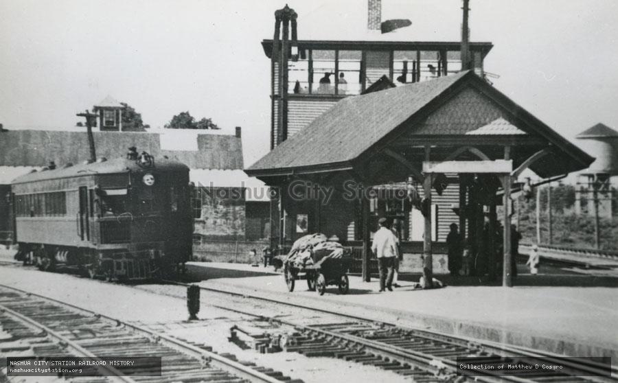 Postcard: Boston & Maine Railroad #125 at Lowell Junction, Andover, Massachusetts